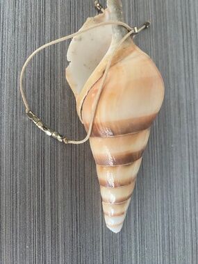 Beaded bracelet on adjustable cord-natural earth tones